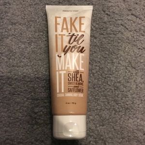 Fake It Till You Make It gradual tanning body crm
